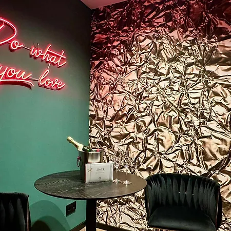 Red Velvet-romantik Mit Balkon - Alpenzeit Im Zentrum *