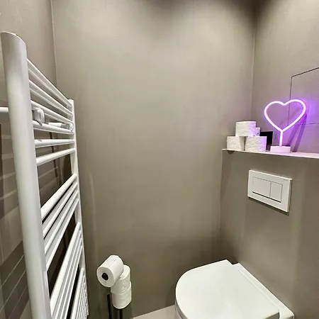 Red Velvet-romantik Mit Balkon & Flussblick - Alpenzeit Im Zentrum * Bad Aussee
