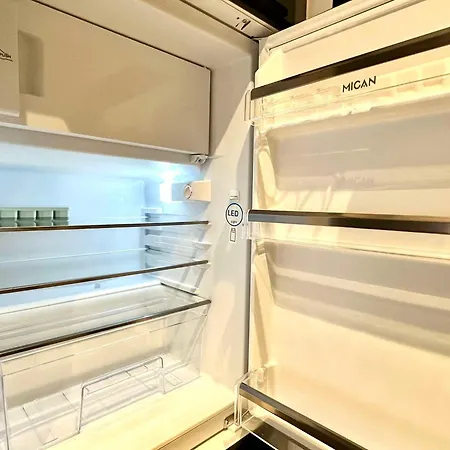 Red Velvet-romantik Mit Balkon & Flussblick - Alpenzeit Im Zentrum Mit Parkplatz Bad Aussee