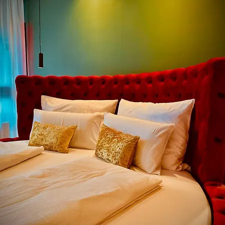 公寓 Red Velvet-romantik Mit Balkon & Flussblick - Alpenzeit Im Zentrum Mit Parkplatz