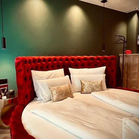 Red Velvet-romantik Mit Balkon & Flussblick - Alpenzeit Im Zentrum Mit Parkplatz Apartamento Bad Aussee