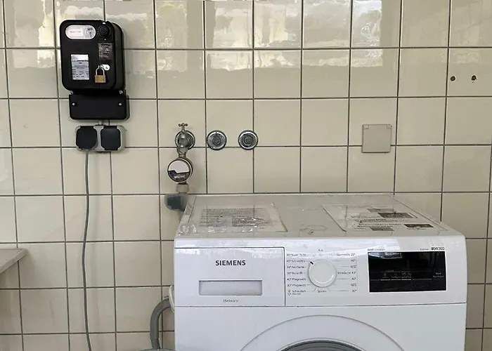 Red Velvet-romantik Mit Balkon & Flussblick - Alpenzeit Im Zentrum Mit Parkplatz Bad Aussee