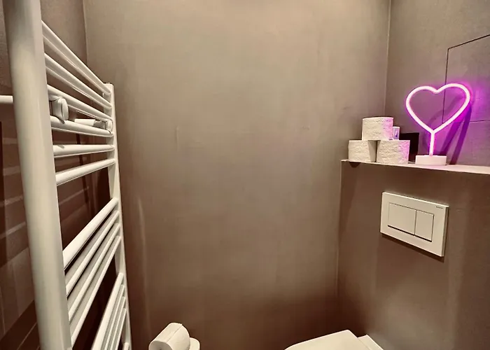 Red Velvet-romantik Mit Balkon & Flussblick - Alpenzeit Im Zentrum Mit Parkplatz *