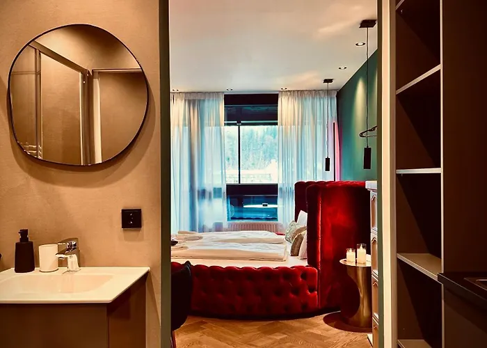 Apartman Red Velvet-romantik Mit Balkon & Flussblick - Alpenzeit Im Zentrum Mit Parkplatz Bad Aussee